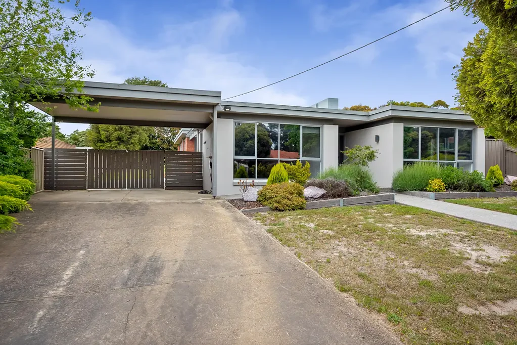 3 Eucalypt Court, Ararat, VIC 3377