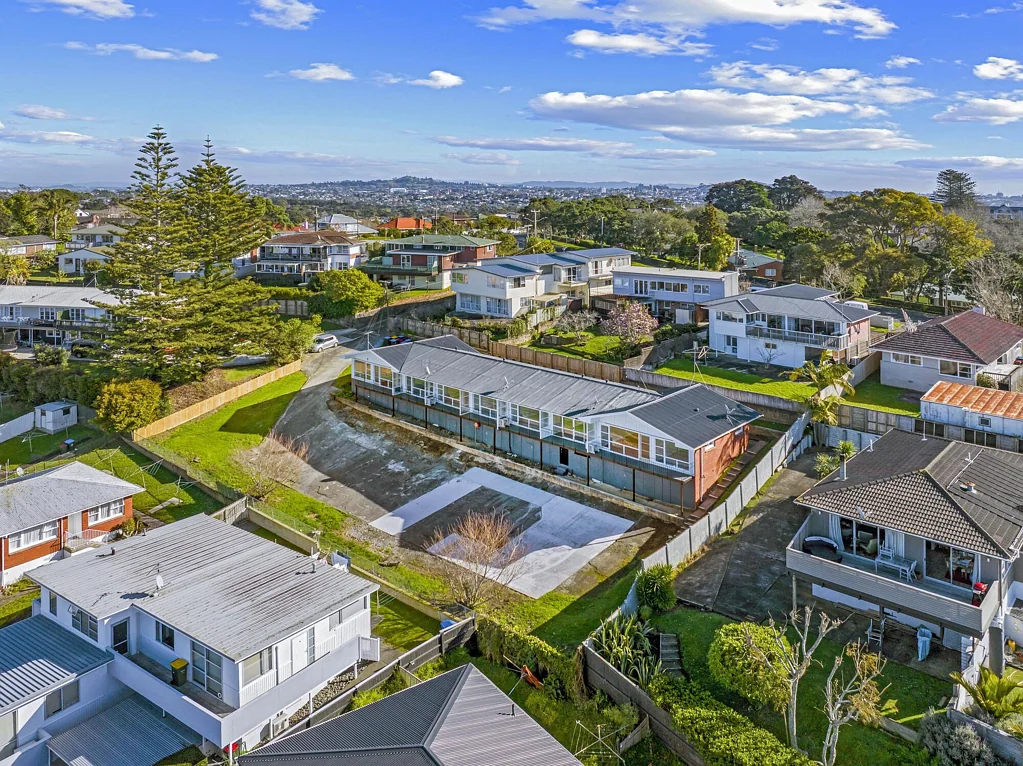 Saint Johns Freehold block of 7 residential units