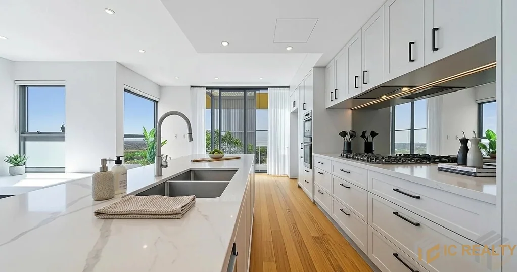 Burwood 4कमरा Luxury Four-Bedroom Penthouse  with Spectacular Sydney Harbour Bridge & CBD Views