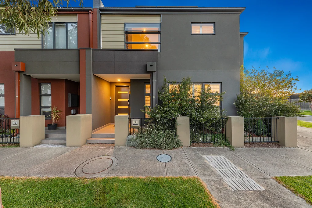 30 Armidale Drive, Pakenham, VIC 3810