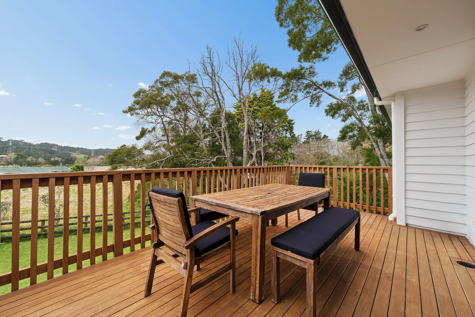 Huapai 4Kwarto Modern family living with peaceful rural views