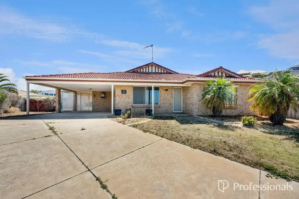 11 Bellimos Drive, Wandina, WA 6530