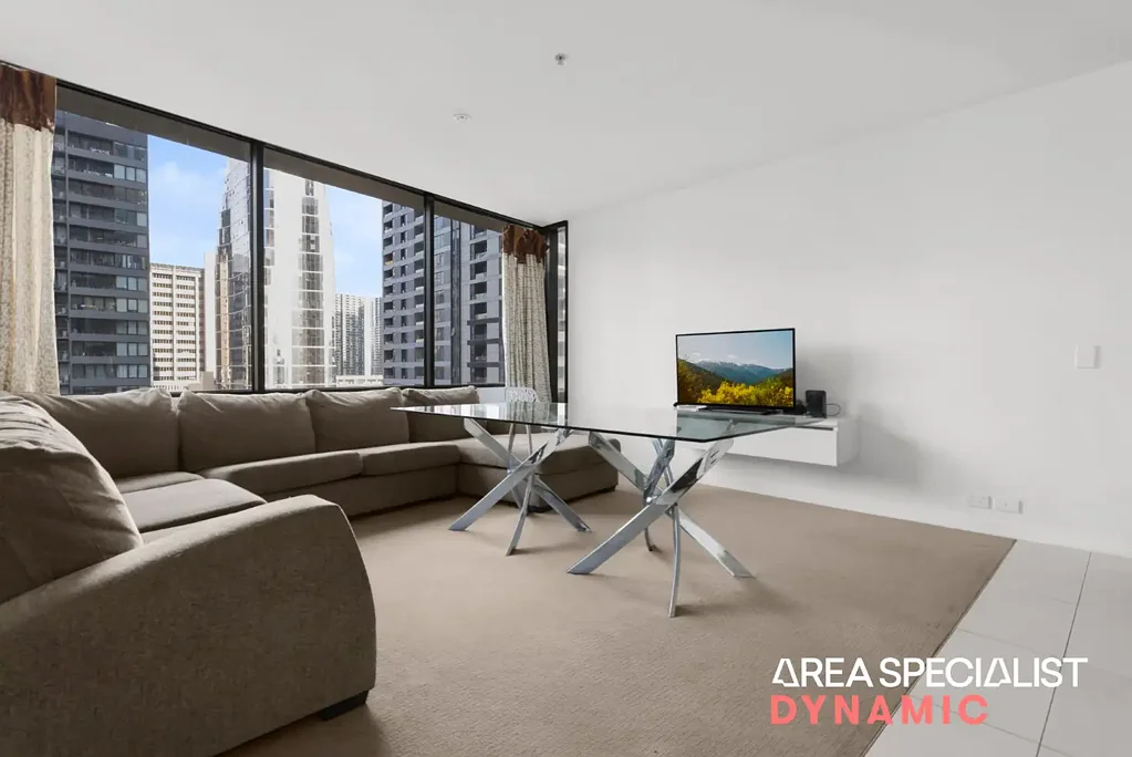Massive 2-Bedroom Apartment in the Heart of Melbourne CBD