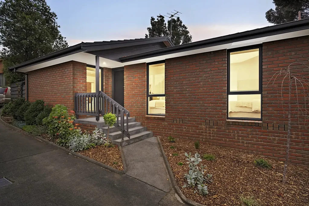 Macleod 3房  Stylish, Fully Renovated Home in a Prime Macleod Pocket