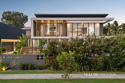 2/4 Nola Street, Noosaville