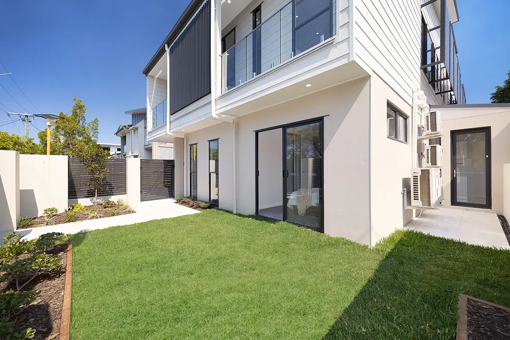 Everton Park 3બેડરૂમ Seventeen Ashmore: Signature Freehold Townhouses - Blending Luxury and Refined Elegance