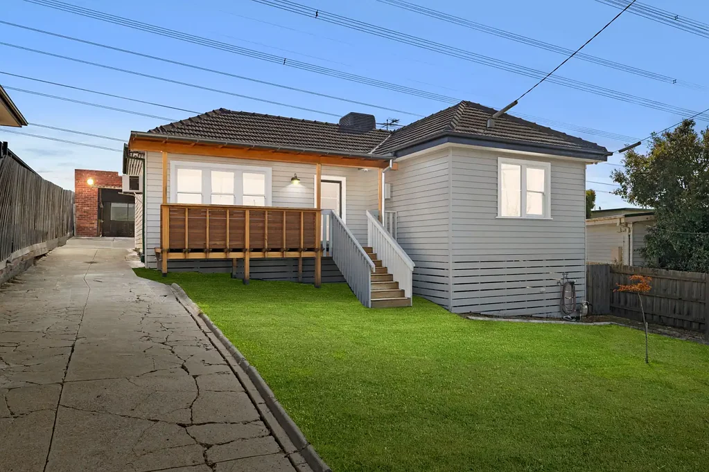 19 Hillcrest Avenue, Ringwood, VIC 3134