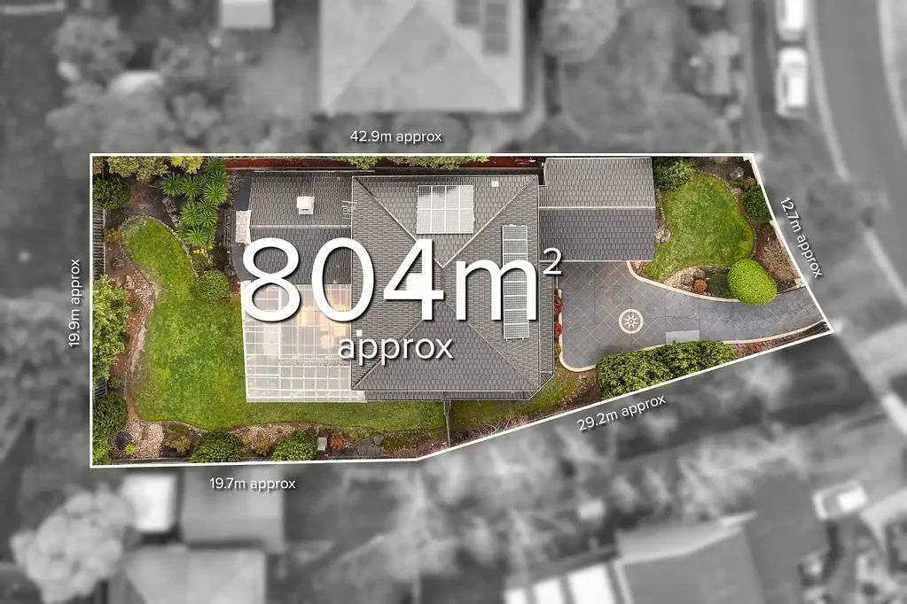 Doncaster East 5房 宽敞空间、精致格调与卓越的家庭灵活性 Space, sophistication and exceptional family flexibility