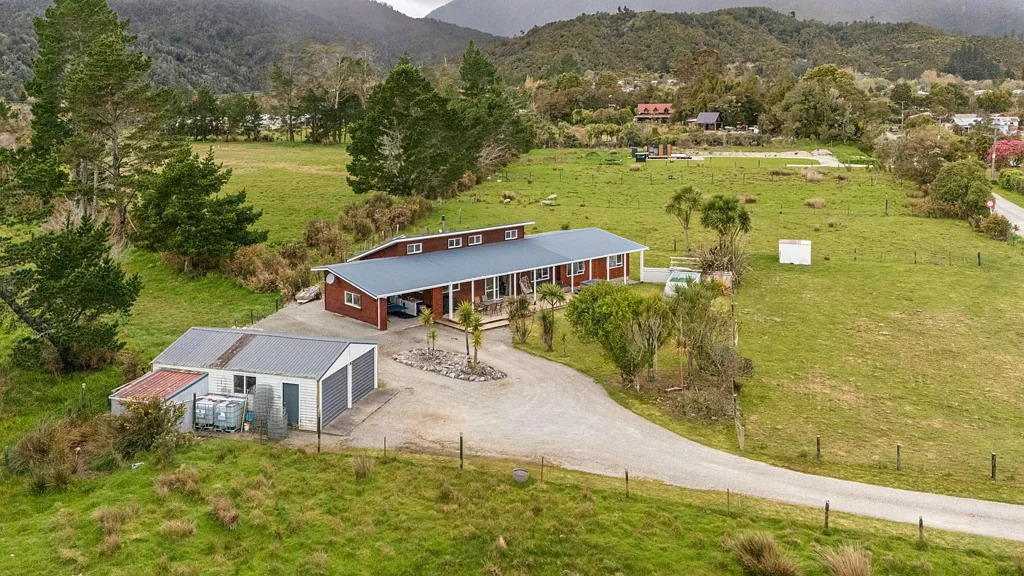 Waimangaroa 4 Bedroom Lifestyle living without compromise