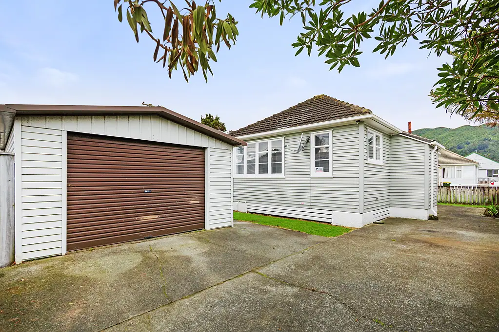Naenae 3房  Delightful Three Bedroom Home