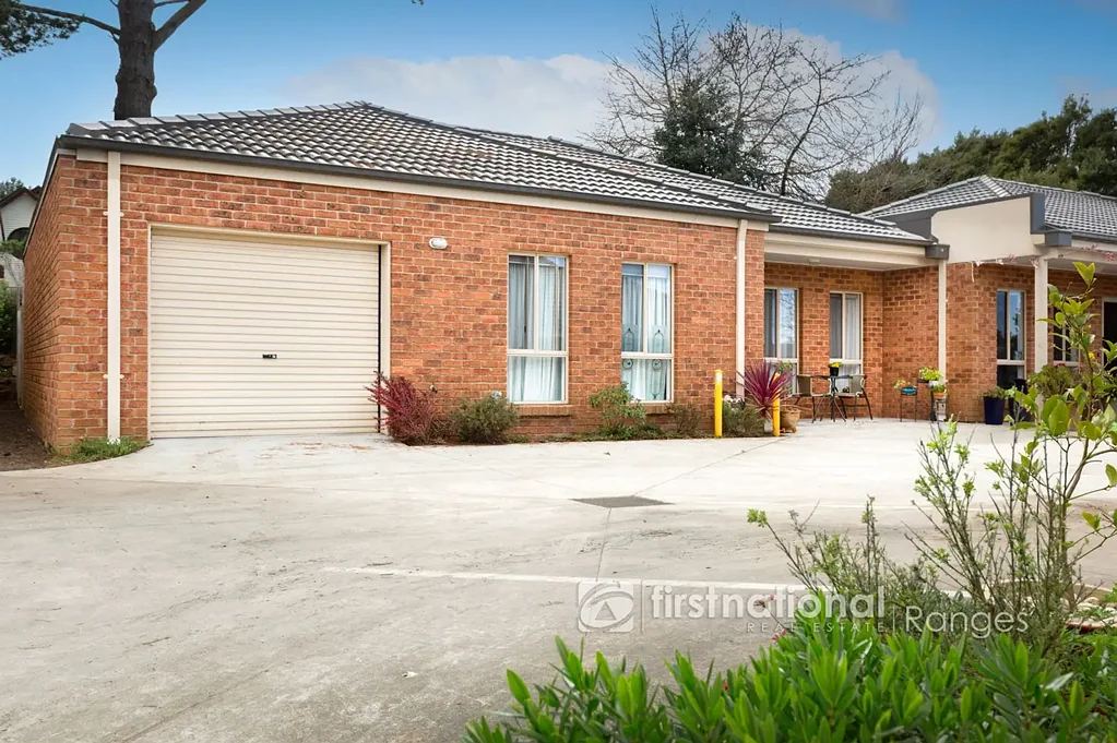 Gembrook 2ਬੈੱਡਰੂਮ Central Location in a great Community where you can walk into Town.
