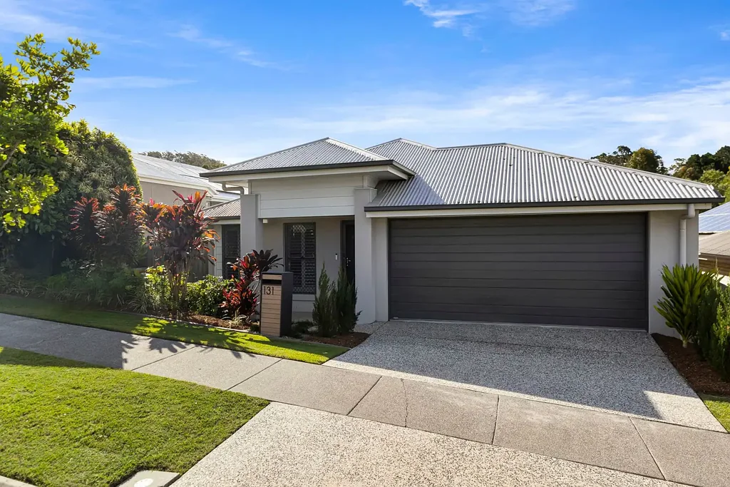 Upper Kedron 4 Bedroom Elevated, Easy-Care Living in a Family-Friendly Pocket