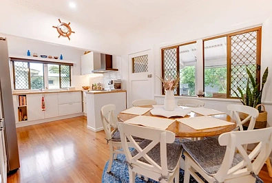 5 Edward Street, Labrador, QLD 4215, 3房, 1浴, House