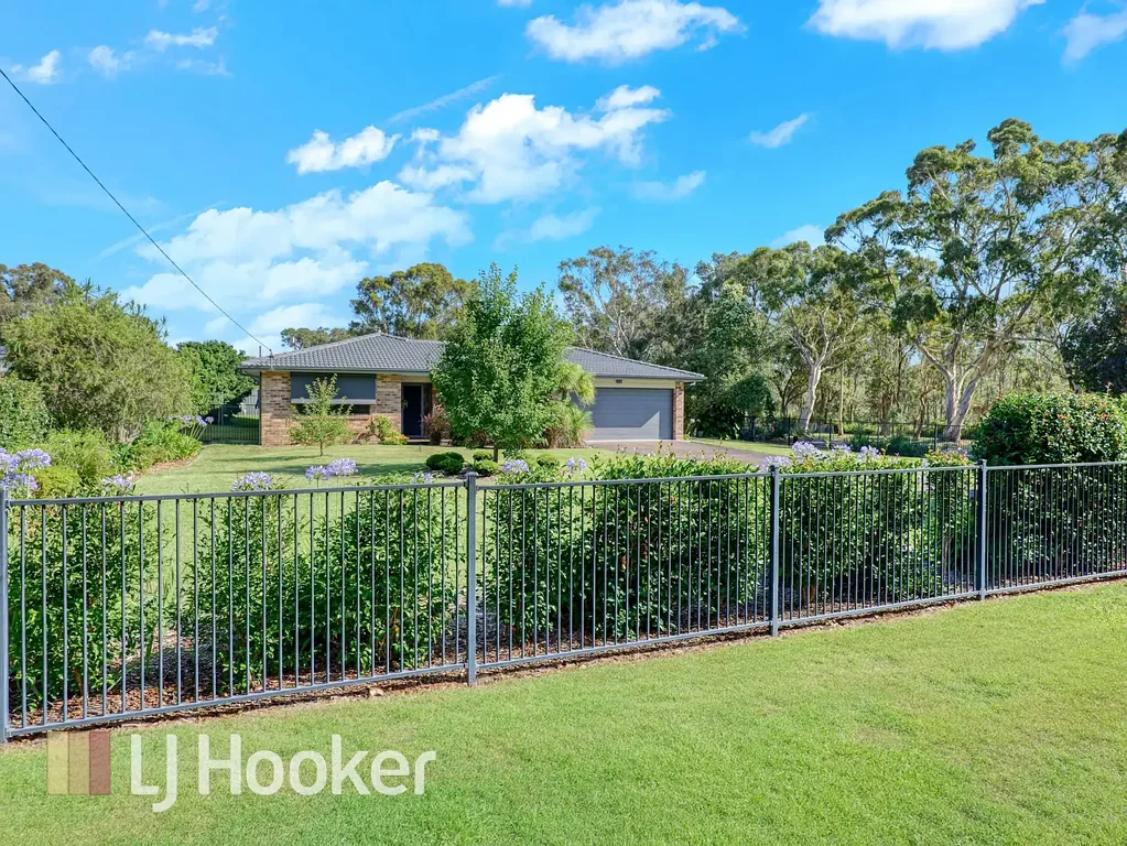Salamander Bay 4 Bedroom Space, Style and Comfort on a 1320m2 Block
