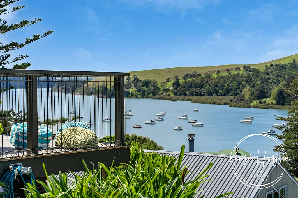 Paparoa 2침실 Elevated Coastal Views