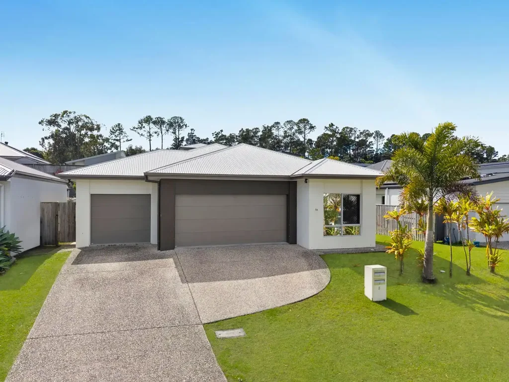 Coomera 5Habitaciones No Body Corporate - One Title  Built in 2019