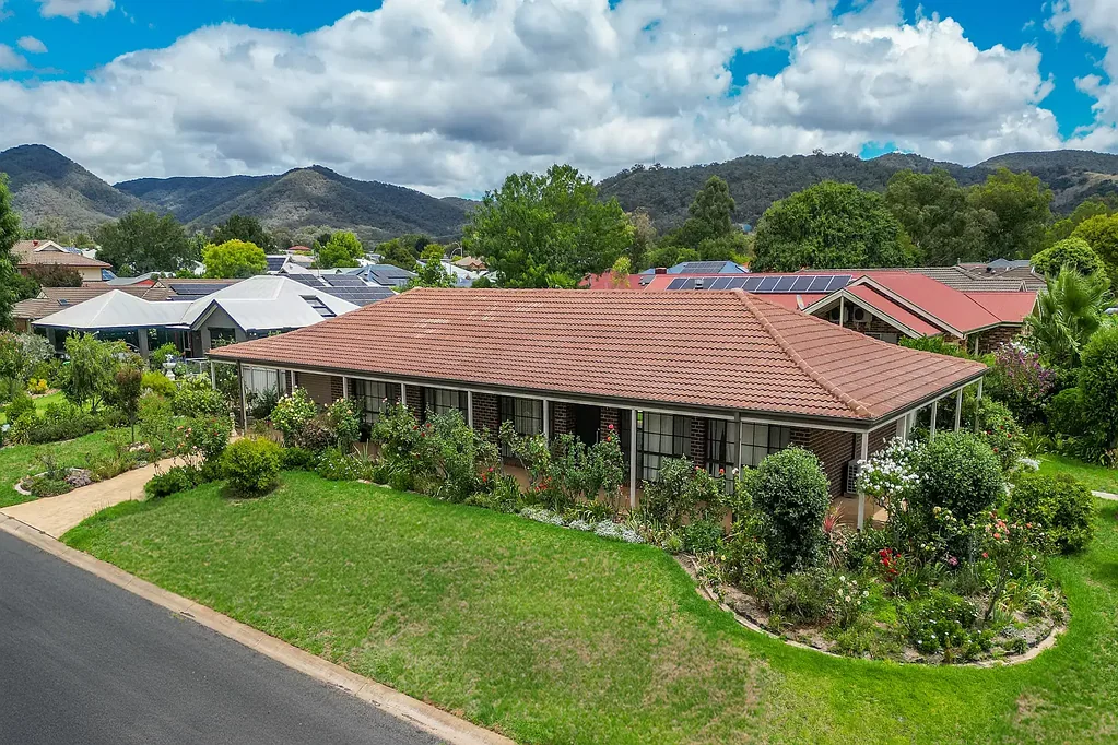 Mudgee 3房  YOUR NEXT HOME OR INVESTMENT OPPORTUNITY