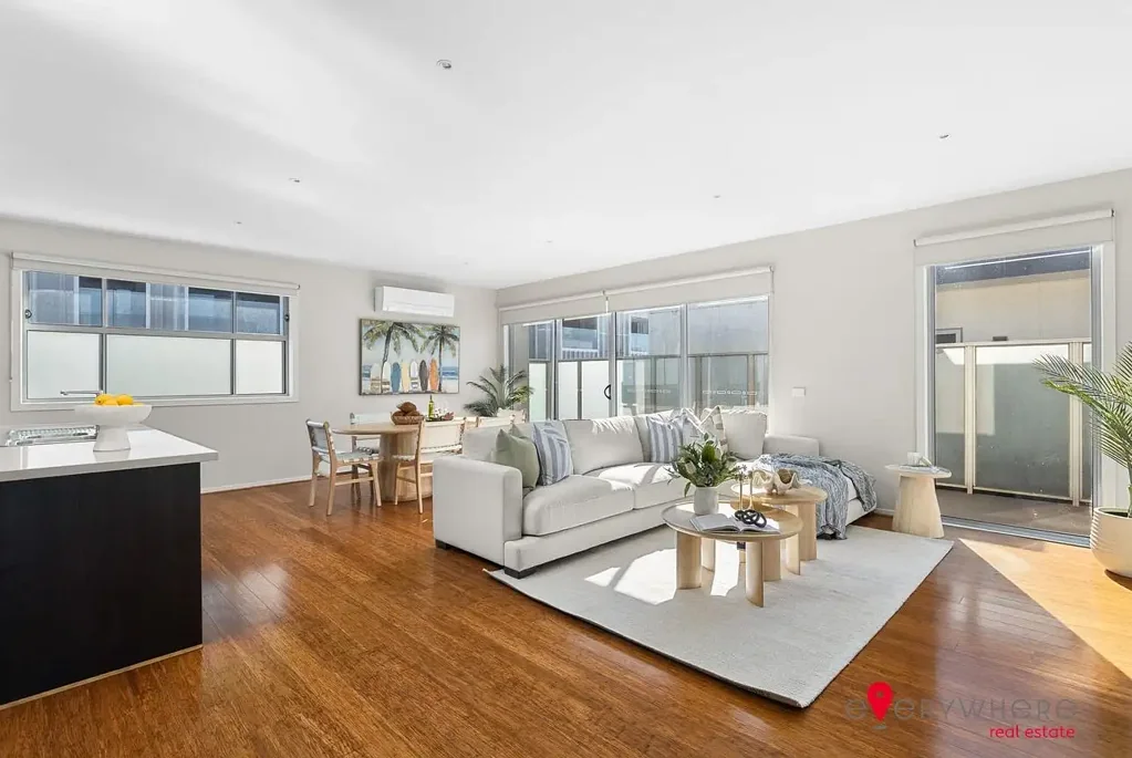 Move in before Christmas and enjoy a complimentary $100 Woolworths gift card as our welcome gesture.