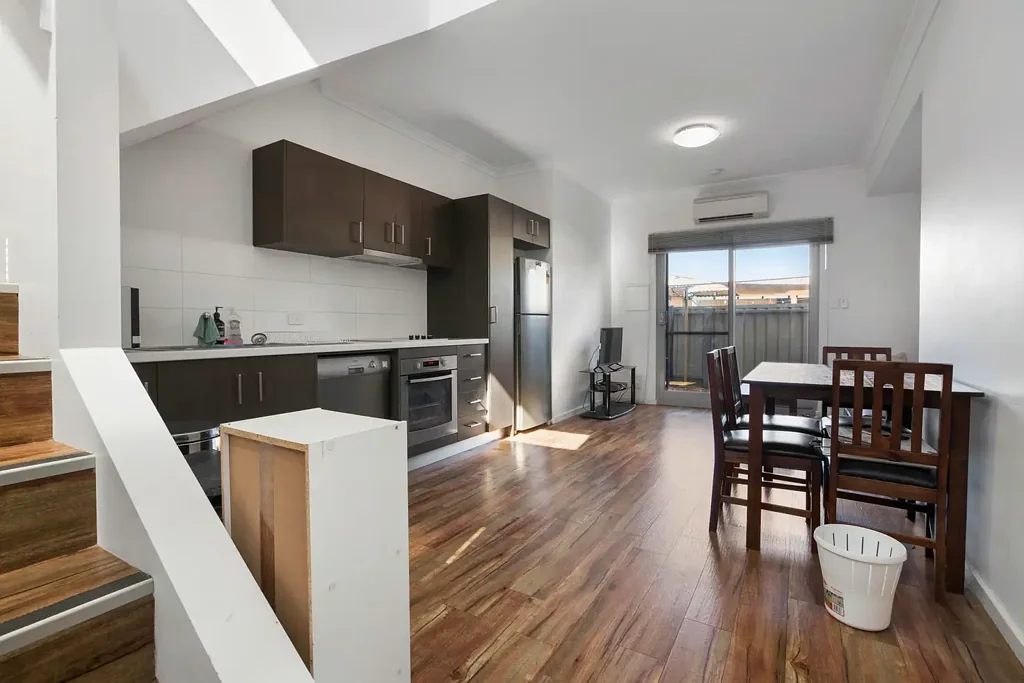 Move In, Unpack & Relax - Stylish Fully Furnished Living in the Heart of Bulgarra!