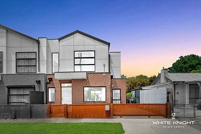 Braybrook 2房 现代联排别墅 新建低维护 智能家居 主卧带套间 开放式布局 近学校 商圈 公交 2‑BEDROOM VERSION Stunning contemporary townhouse — Modern living in Braybrook