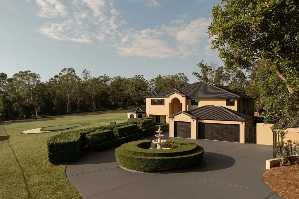 Chandler 6房 《卓越生活艺术：一处宁静与尊贵奢华的私家农庄圣殿》 The Art of Living Exceptionally: A Private Acreage Sanctuary of Serenity and Prestigious Luxury