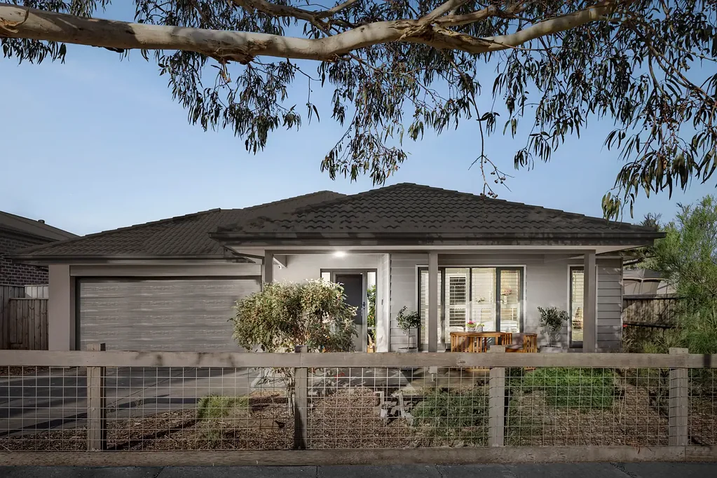 6 Lilydale Avenue, Eynesbury, VIC 3338