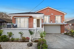 90 Mahoneys Road, Forest Hill