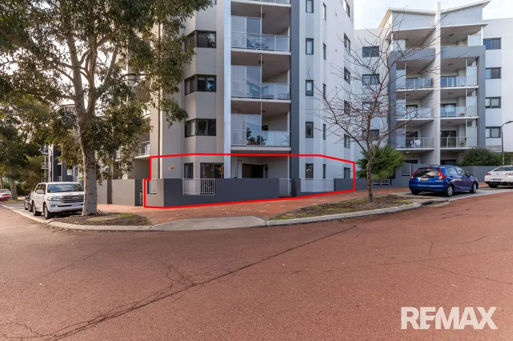 Joondalup 2房  Resort-Style Living in the Heart of Joondalup – Stylish Ground Floor Corner Apartment