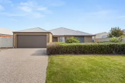 7 Kooyar Bend, Dalyellup