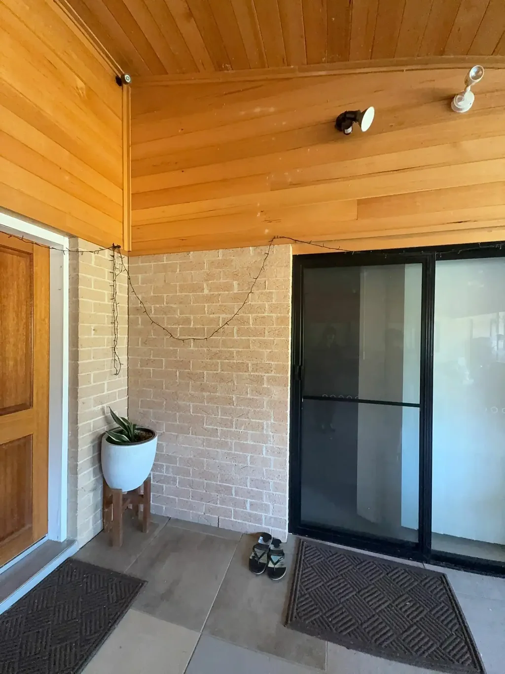 Modern Living with Power and Water Included