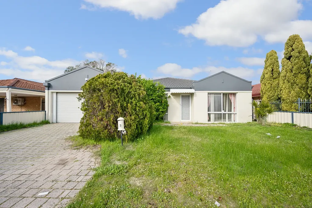 Recently refreshed & ready for tenants