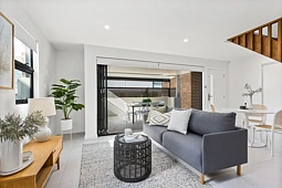 9/33 Rawlinson Avenue, Wollongong