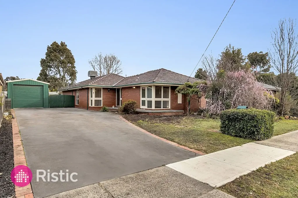 29 Macmeikan Street, Whittlesea, VIC 3757