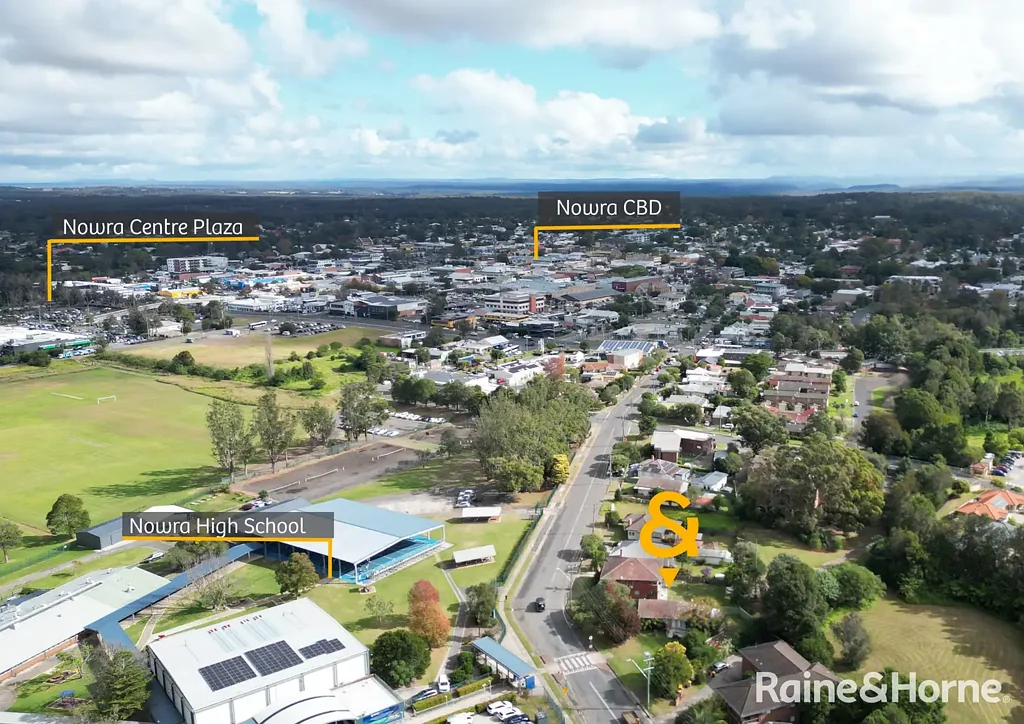 Nowra 4房  Unlock the Potential of This 822sqm R3 Zoned Property