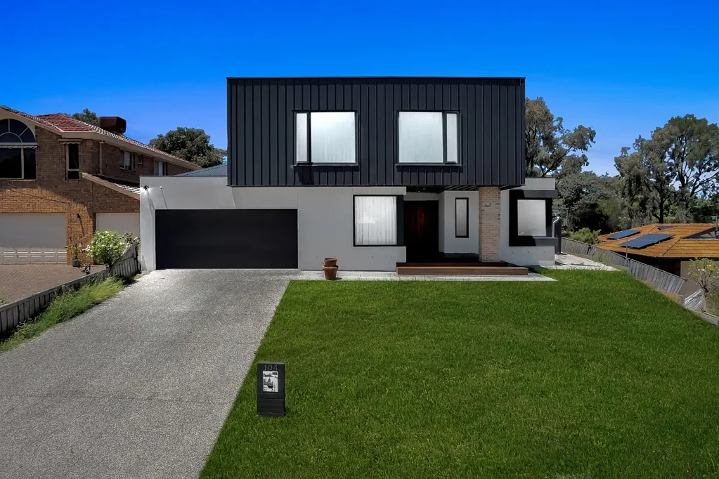 104 Yellow Gum Boulevard, Sunbury, VIC 3429
