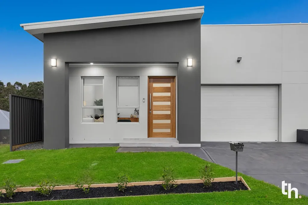 28a Loane Circuit, Farley, NSW 2320
