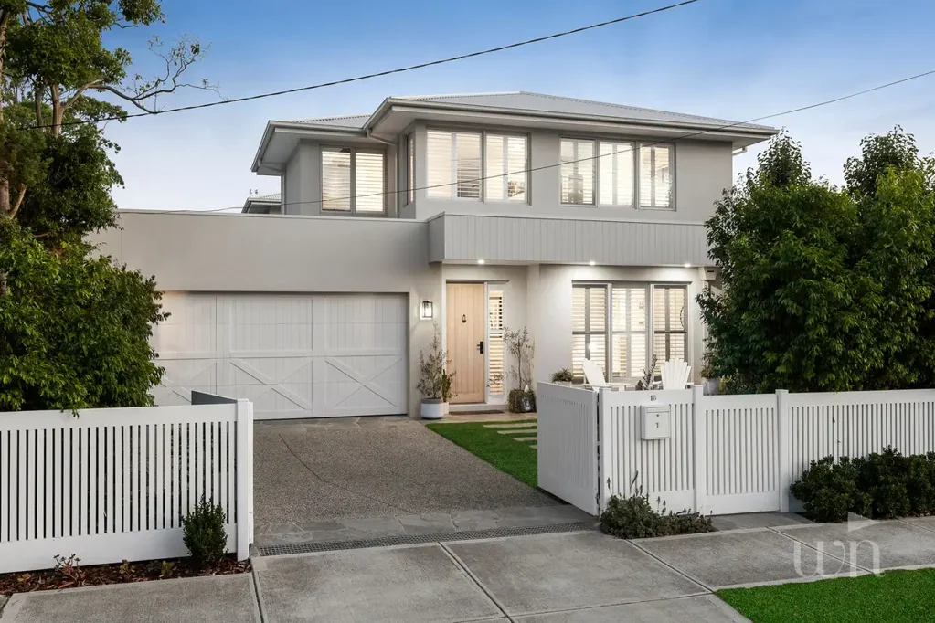 Mornington 3غرفة نوم Bespoke Beachside Living