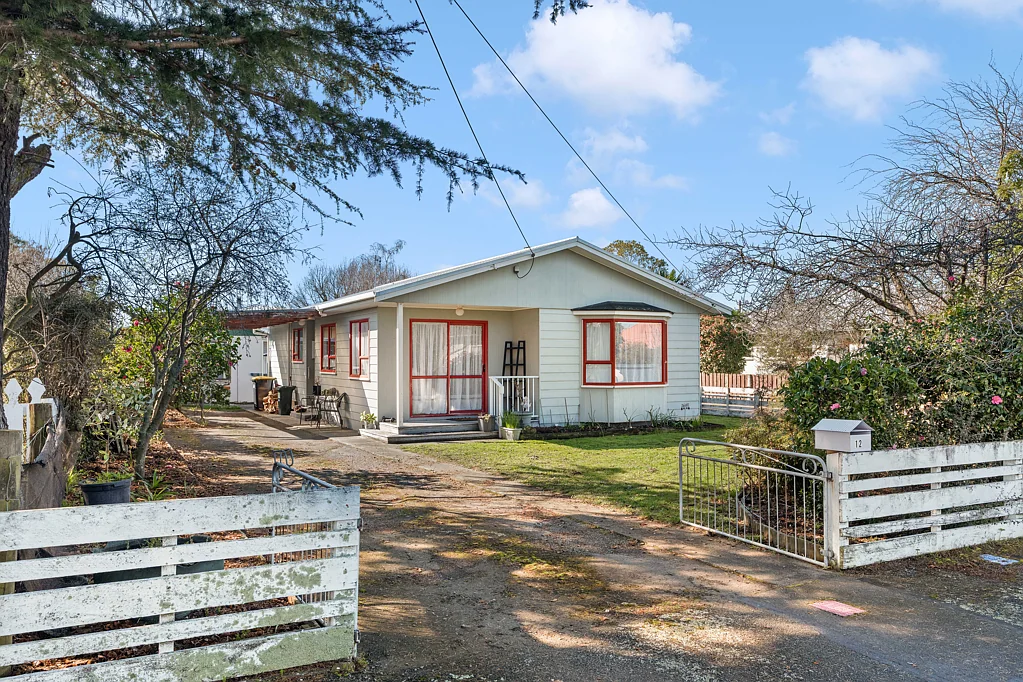 Masterton 3ਬੈੱਡਰੂਮ Charming in Solway (BEO $459,000)