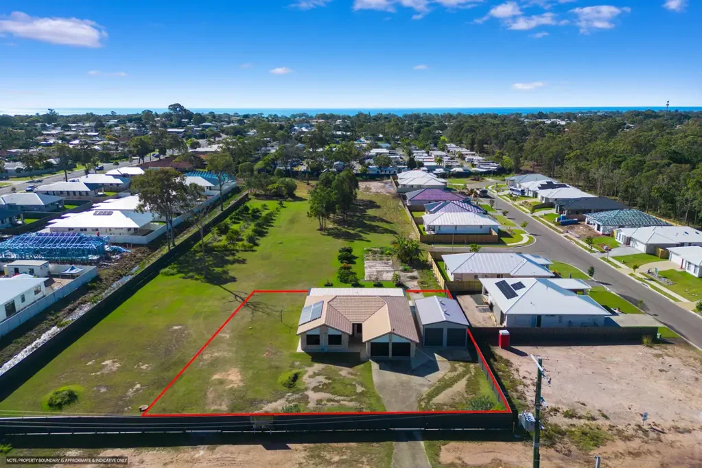 2/86 Colyton Street, Torquay, QLD 4655