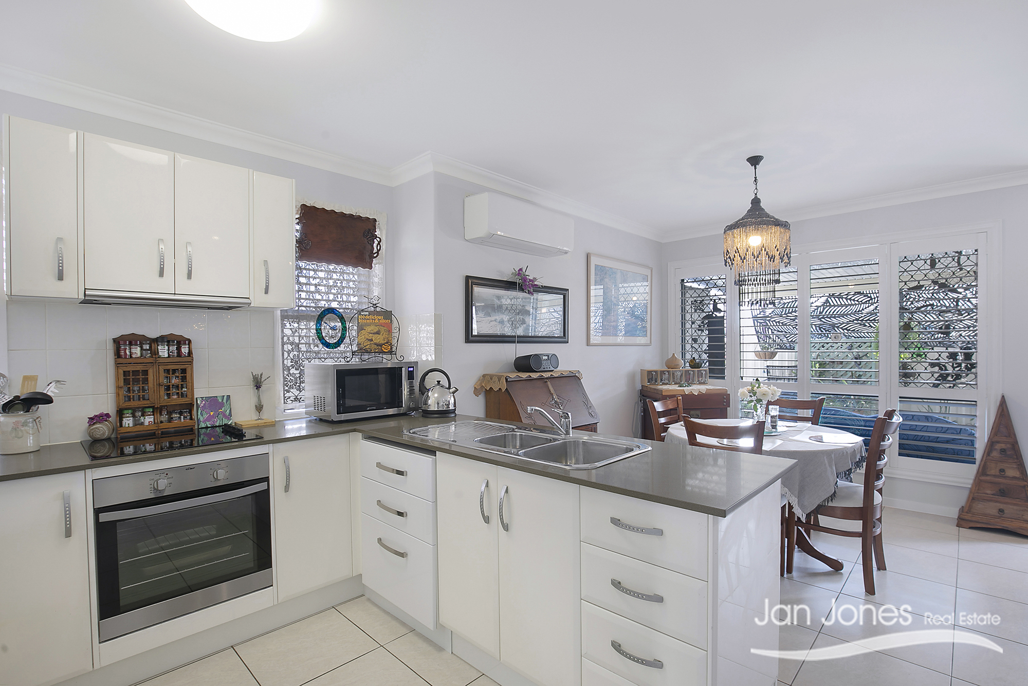 UNIT 1 16 BAYNES ST, MARGATE QLD 4019, 0房, 0浴, Townhouse