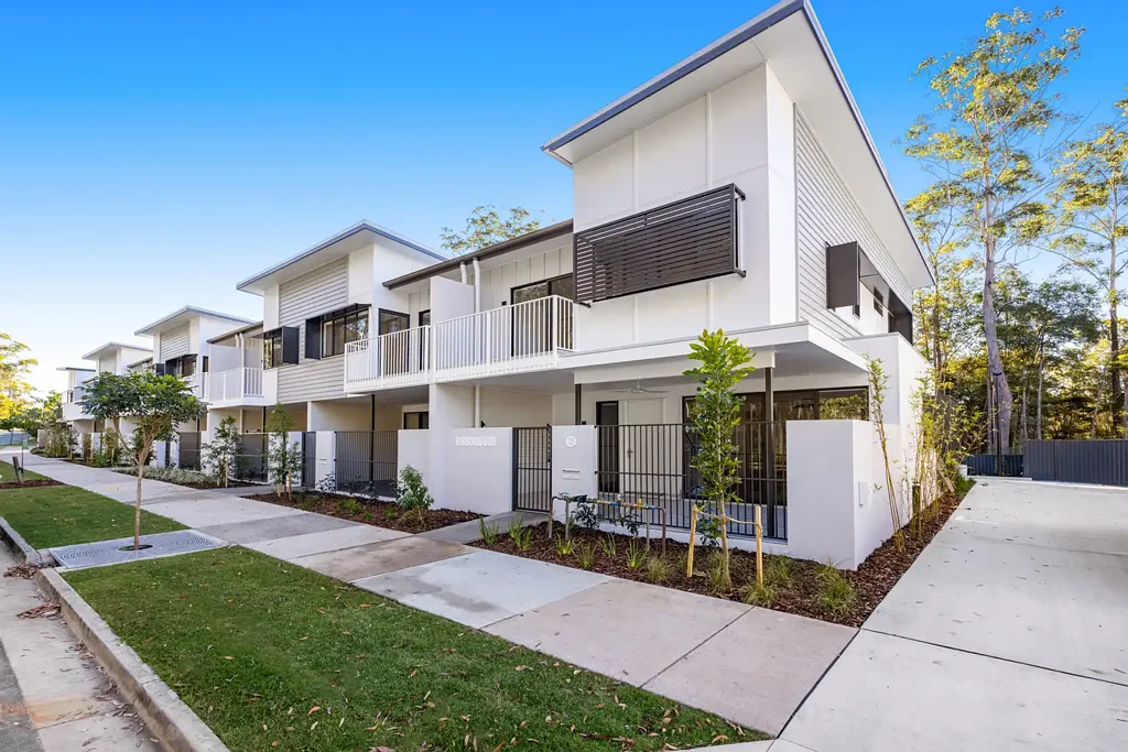 Contemporary Family Townhouse in the Heart of Sippy Downs!