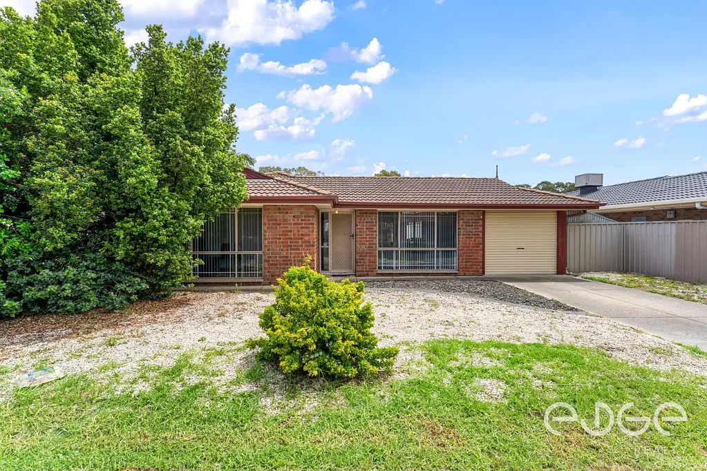 Parafield Gardens 3Zimmer Entertain in Style, Relax in Comfort!
