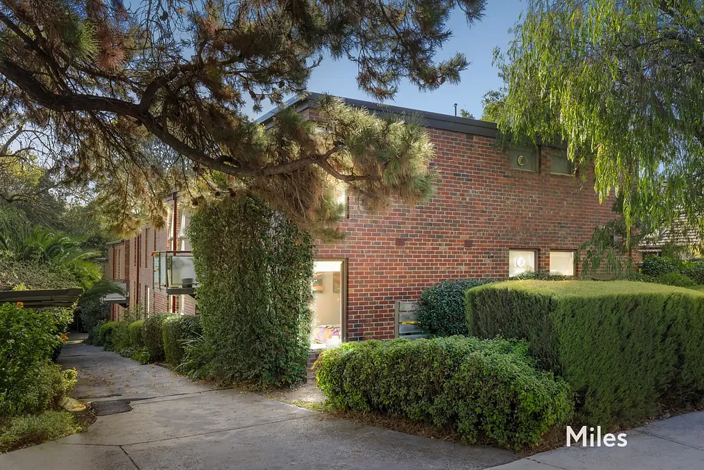 4/3 Rotherwood Road, Ivanhoe East, VIC 3079