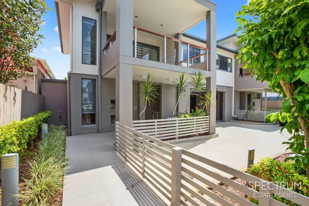 Absolute Prime Location in Mt Gravatt East
