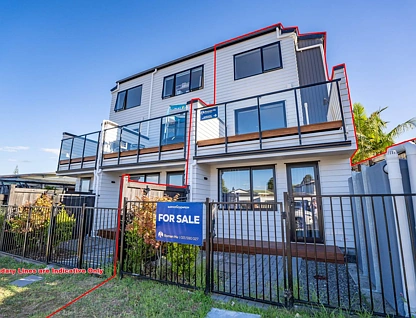 1/82 Rosewarne Crescent, Glendene, Waitakere City, 3 રૂમ, 2 બાથરૂમ, Townhouse