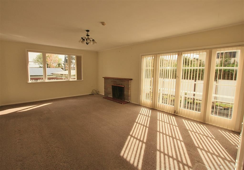 126 View Road, Sunnyvale, Auckland - Waitakere, 6 ਕਮਰੇ, 2 ਬਾਥਰੂਮ