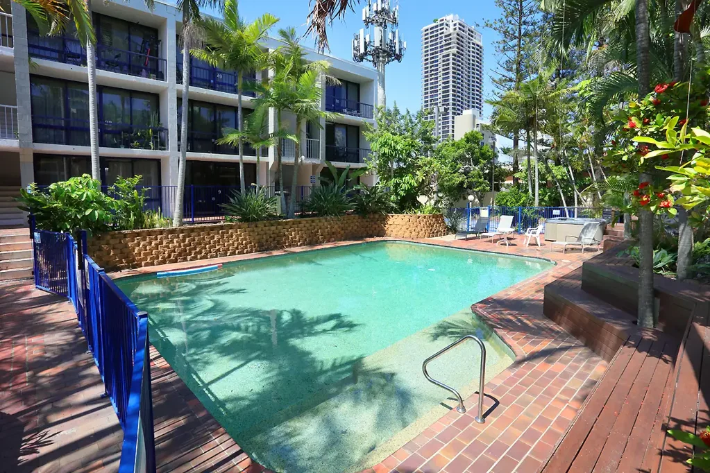 Surfers Paradise 1બેડરૂમ Ground Floor Apartment - Walk To The Beach