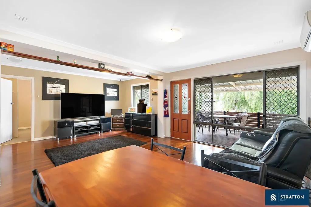4 Drayton Court, Kelmscott, WA 6111, 2房, 1浴, House