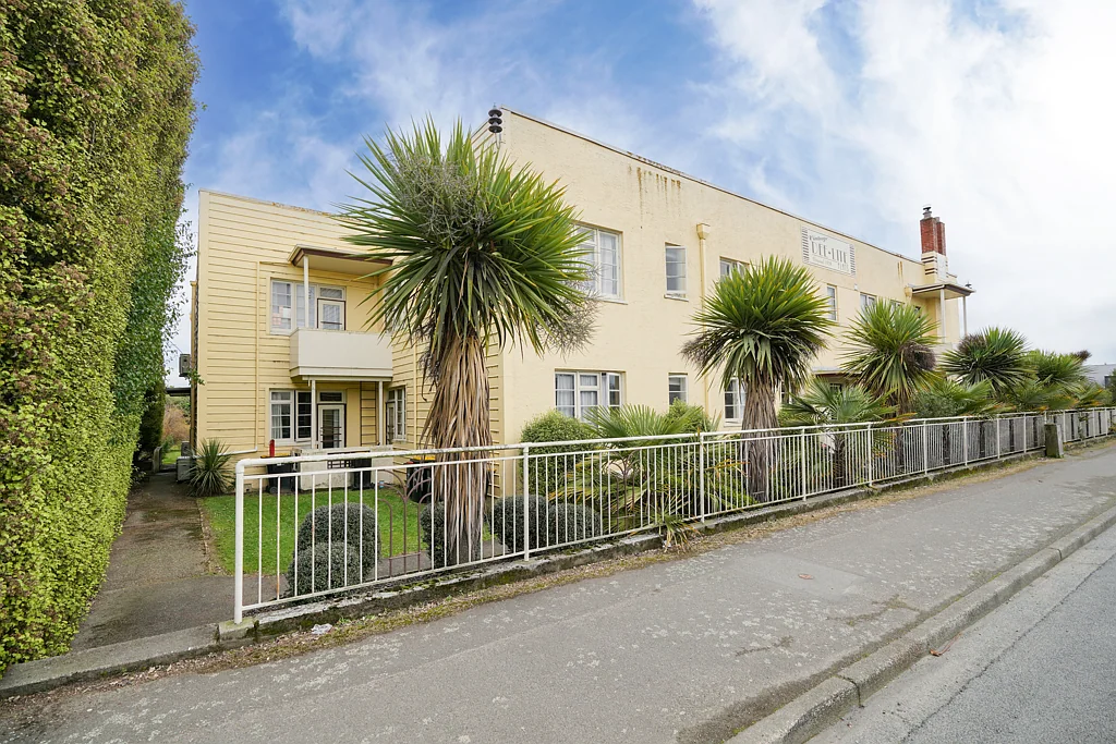 Avenal 22部屋 Fully rented - 12 Unit block - Great yield!