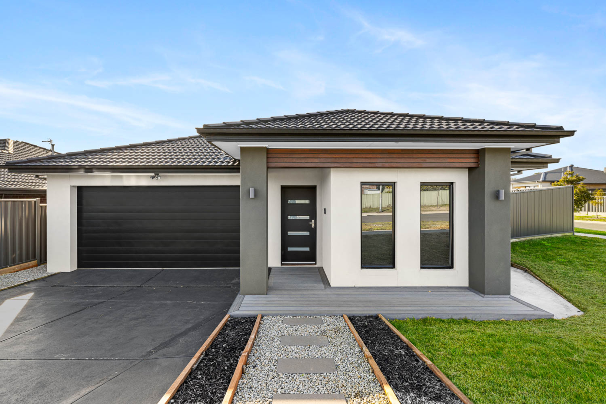 11 NEWMARKET TCE, MINERS REST VIC 3352, 0房, 0浴, House